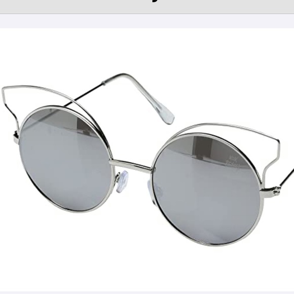 Betsey Johnson Accessories - Betsey Johnson sunglasses